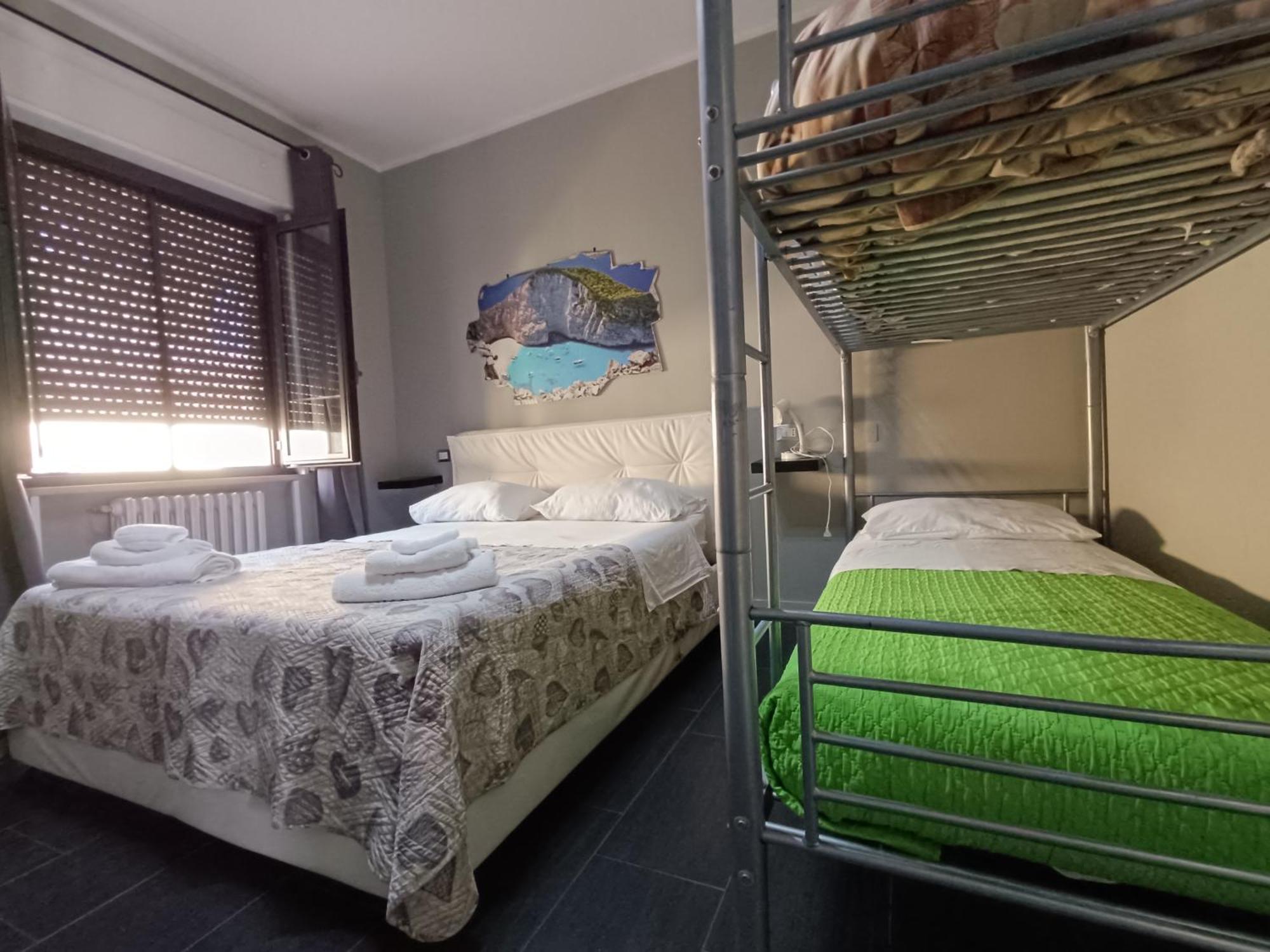 B&B Stazione37 Taranto Exterior photo