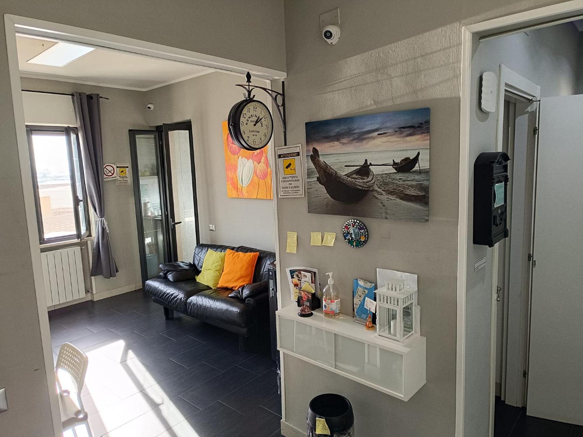 B&B Stazione37 Taranto Exterior photo